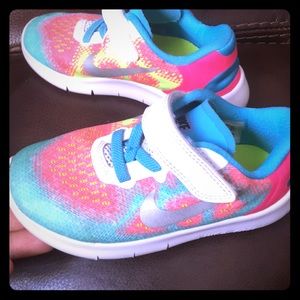 Nike kids shoes great condition size 9c